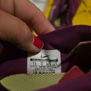 Nike Purple Athletic Shoes